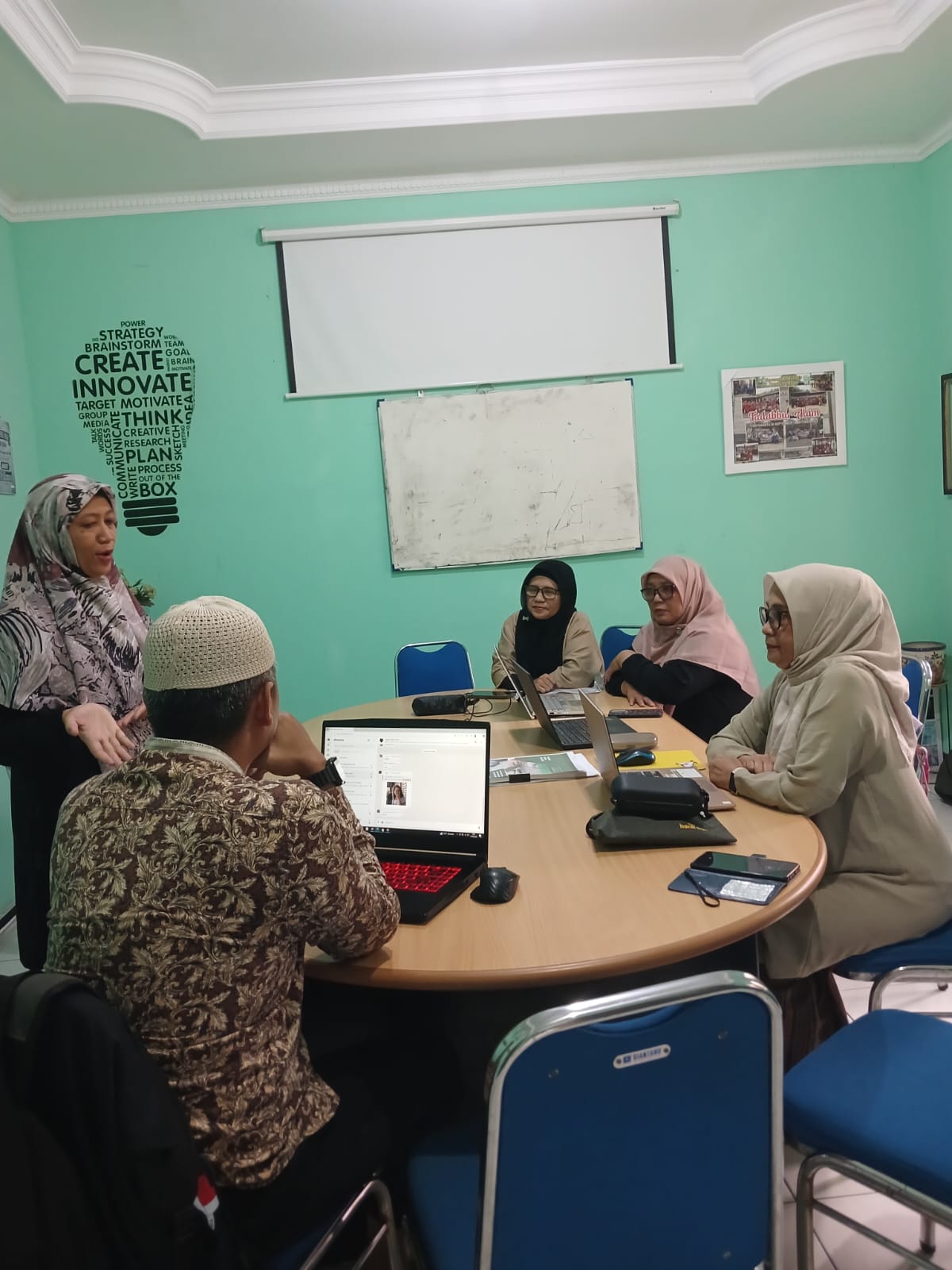 Kegiatan Pelatiahan Website